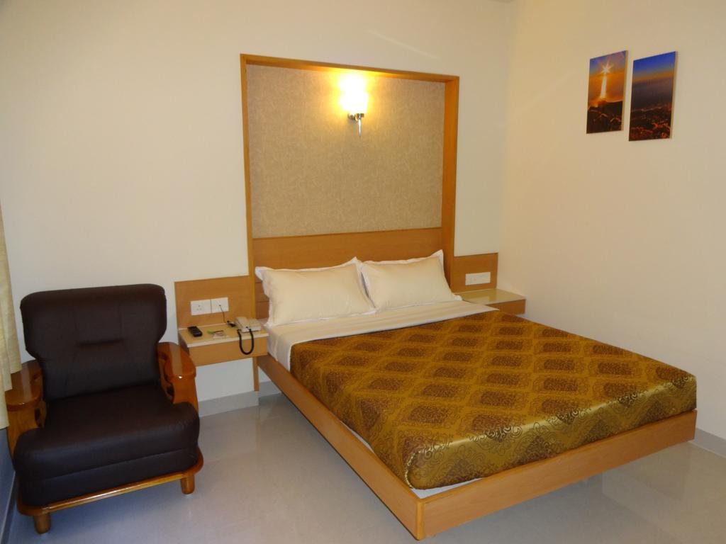 Hotel Le Grand Coimbatore Exterior foto