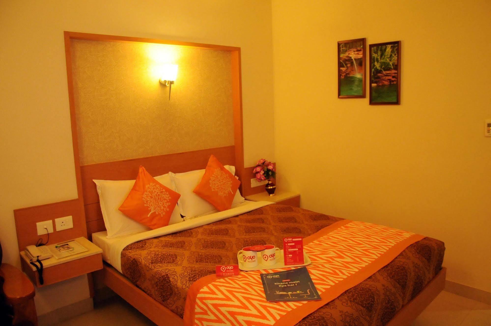 Hotel Le Grand Coimbatore Exterior foto